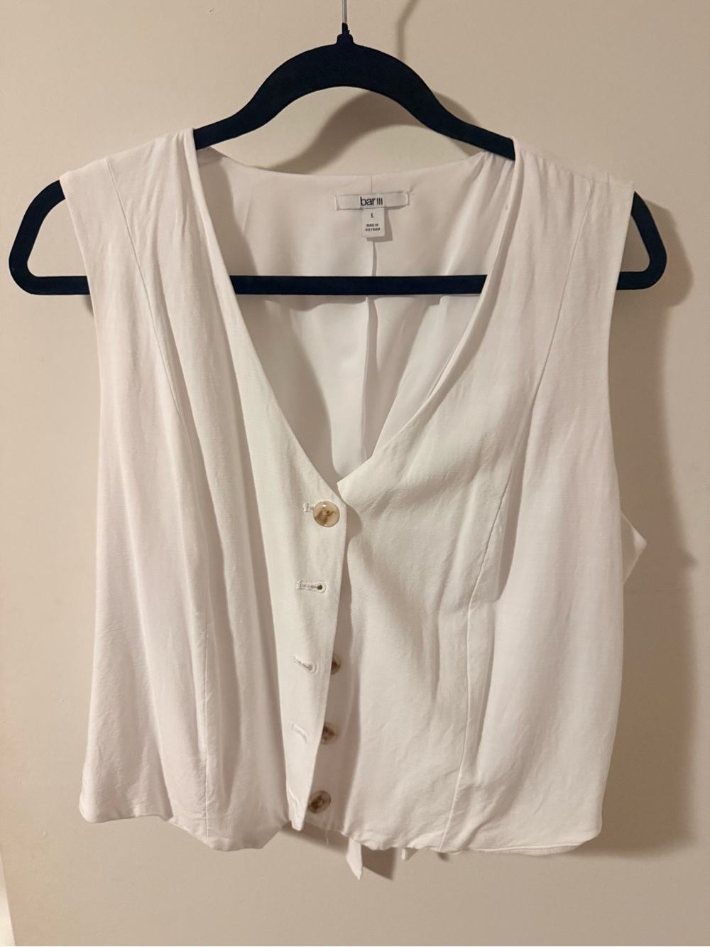 Bar III White Sleeveless Button-Front Vest